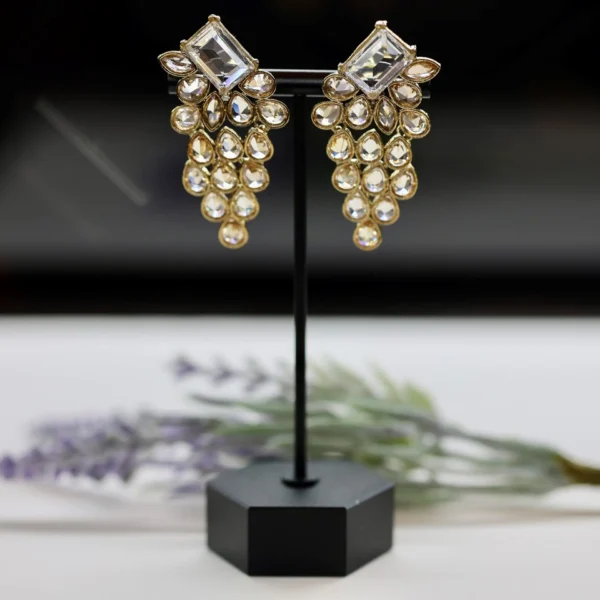 Jaap Floral Earrings in Champagne